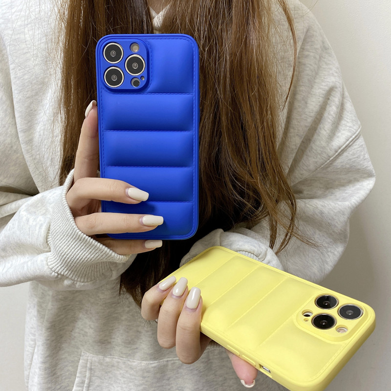 Az új termék alkalmas az Apple iPhone14 Down Jacke Szilárd színű mobiltelefon-tokhoz, lencse frissítse a teljes védelem elleni küzdelmet, az ütközésgátló védőfedelet